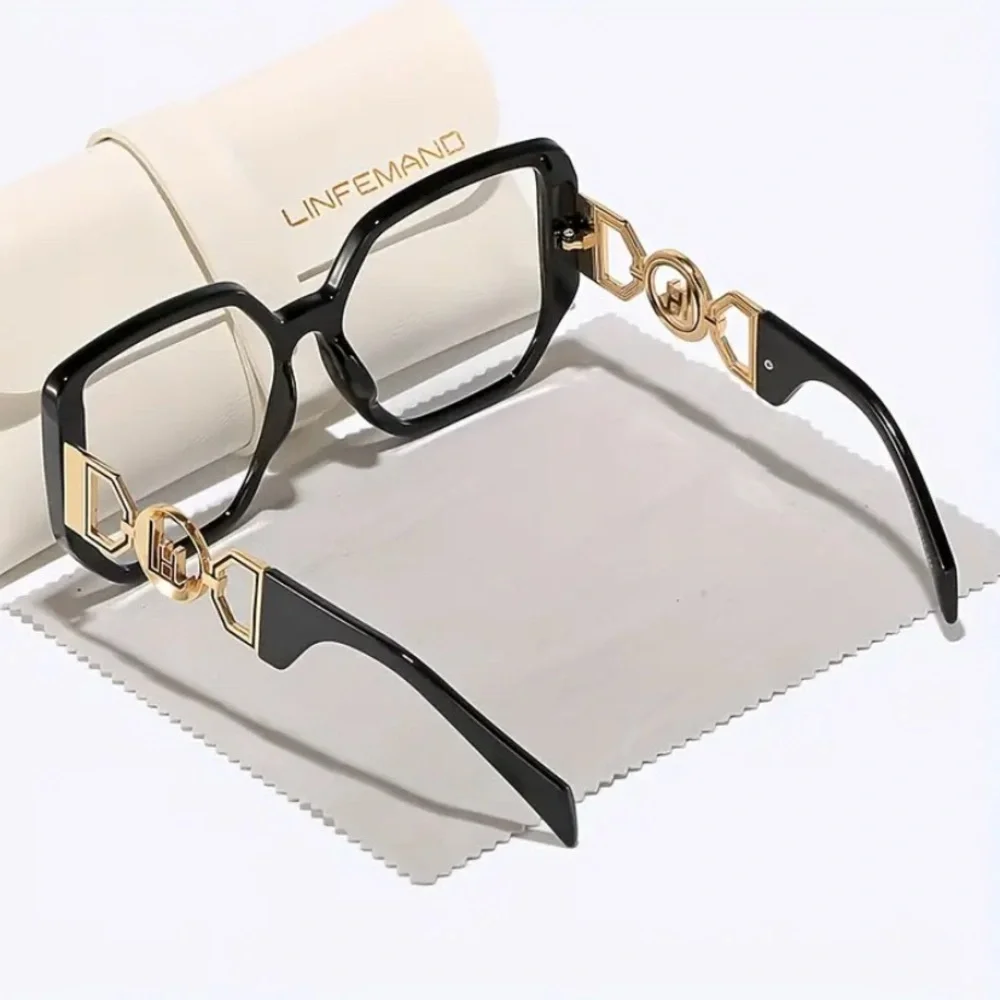 (New in package) Beige Women’s Oversized Square Glasses